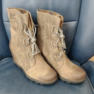 SOREL Joan of Arctic Wedge II Gray Lace-Up Waterproof Leather Bootie Sz 7.5 Boot